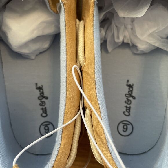 Cat & Jack Kids Boat Shoes Beige Size 6 Sneakers NIB - Picture 8 of 14